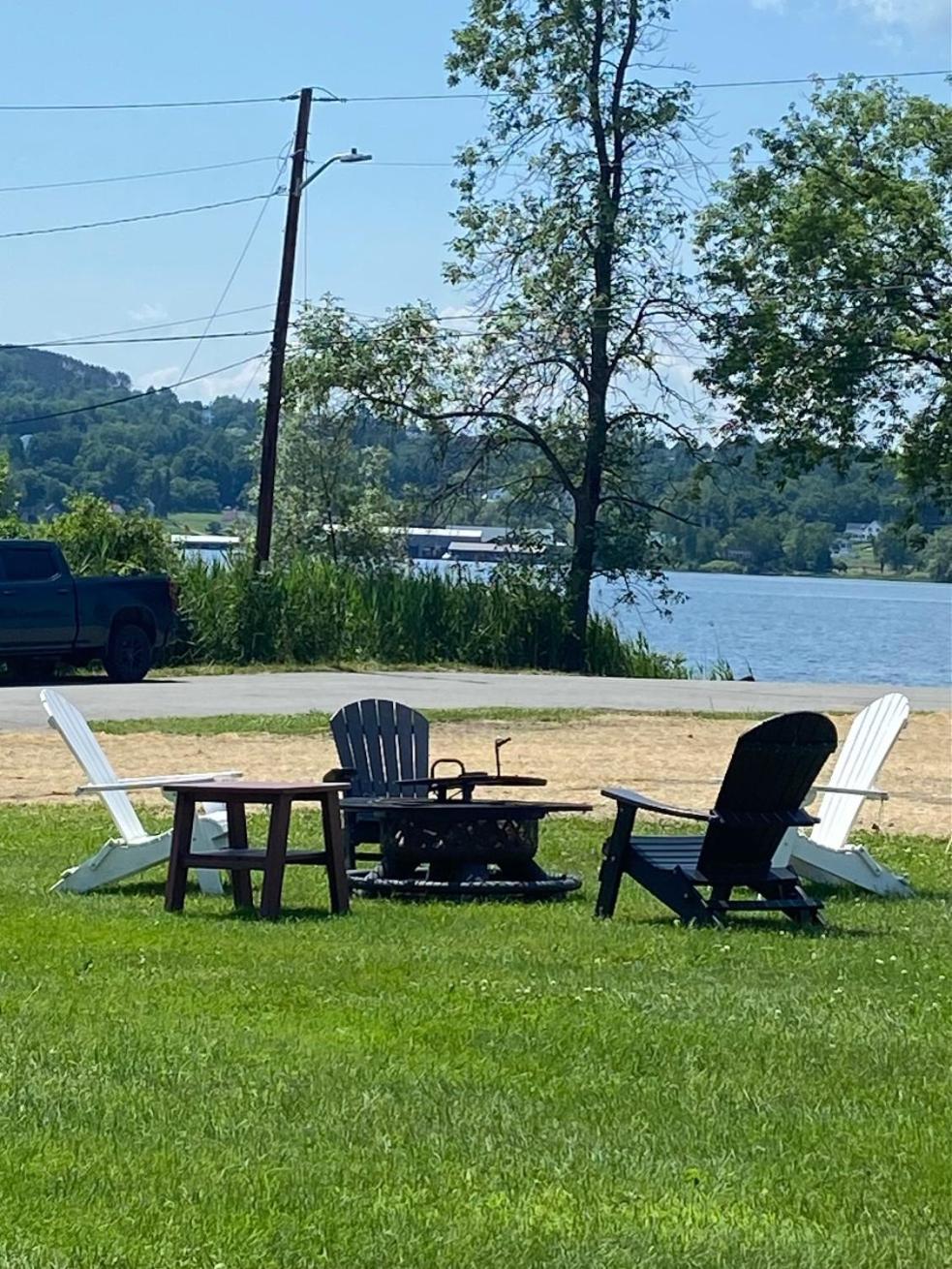 Appartement Beach House - On Lake Time à Newport Extérieur photo